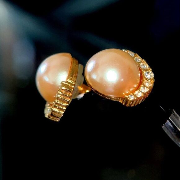 Pearl & Rhinestones Earrings - Picture 3 of 6
